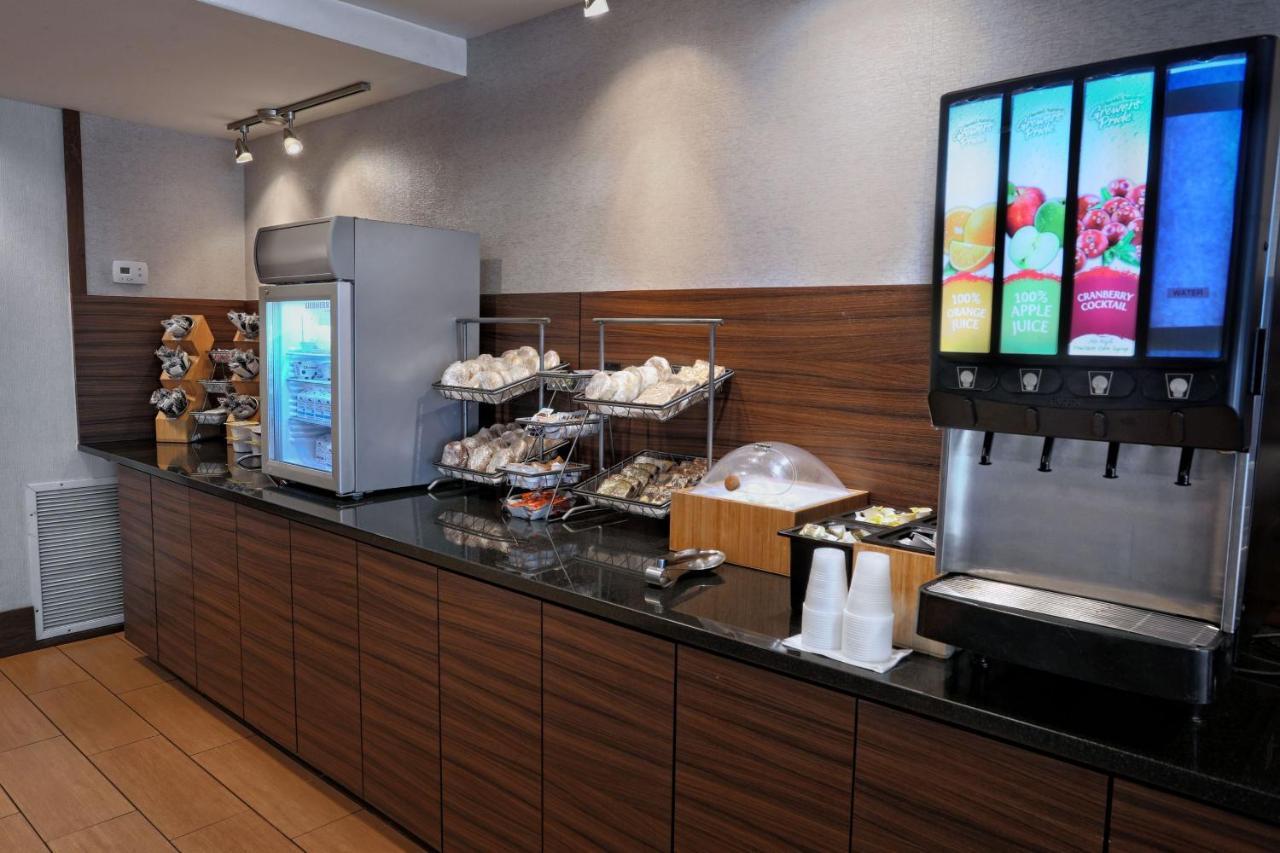 Fairfield Inn & Suites By Marriott Charleston North/Ashley Phosphate Север Чарлстон Экстерьер фото