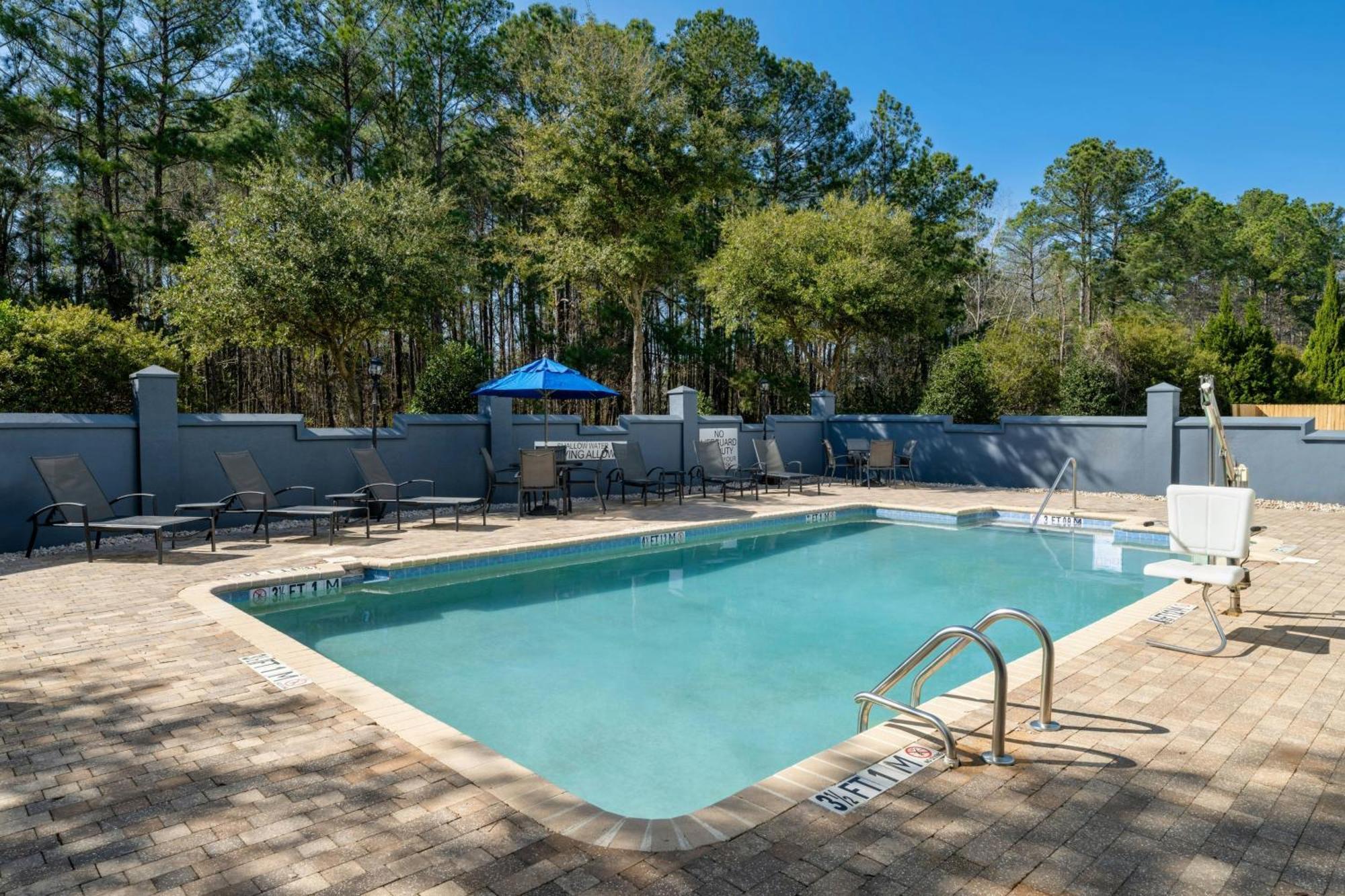 Fairfield Inn & Suites By Marriott Charleston North/Ashley Phosphate Север Чарлстон Экстерьер фото
